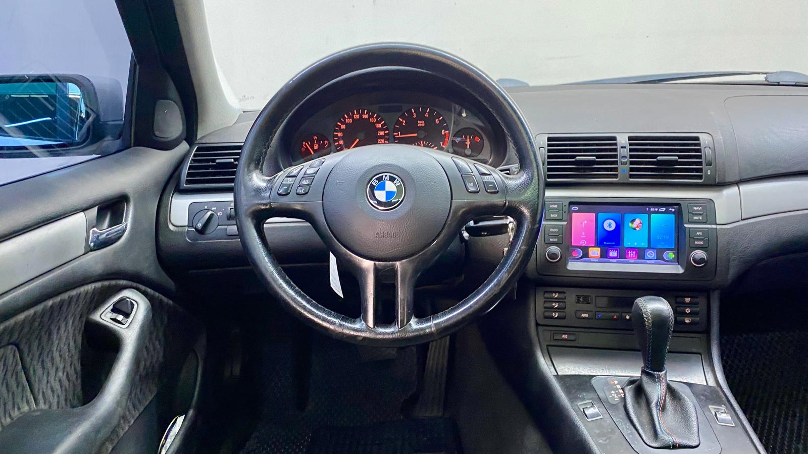 BMW 318i 24